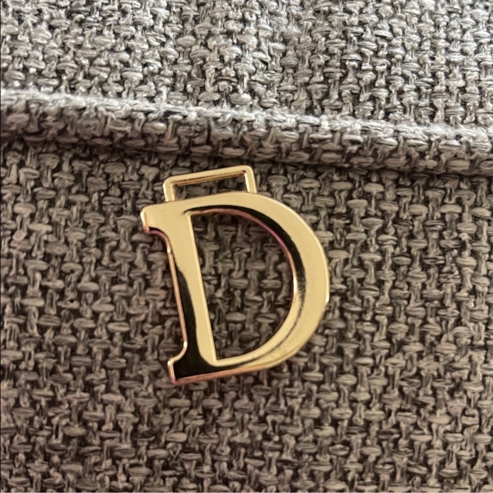 Gold Letter D (no real gold )
